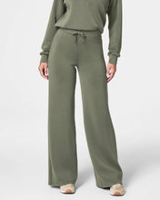 Load image into Gallery viewer, Spanx AirEssentials Wide Leg Pant - 4 Colors