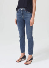 Load image into Gallery viewer, AGOLDE Willow Mid Rise Slim Crop (Stretch) - Rush