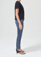 Load image into Gallery viewer, AGOLDE Willow Mid Rise Slim Crop (Stretch) - Rush