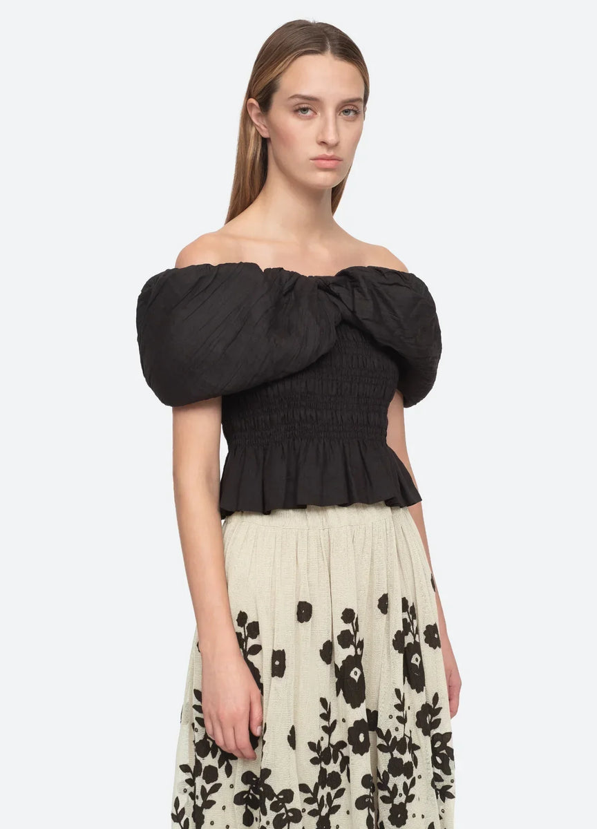 AW23-040-BLACK-3_9bf83e57-33c4