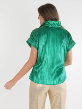 Load image into Gallery viewer, Emily McCarthy Poppy Pullover - Jolly Green Crinkle Rayon