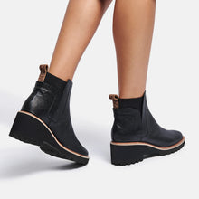 Load image into Gallery viewer, Dolce Vita Huey H2O Boots - Black Leather