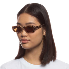 Load image into Gallery viewer, Le Specs Uh Duh! - Cookie Tort