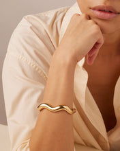 Load image into Gallery viewer, Jenny Bird Ola Bangle - Gold
