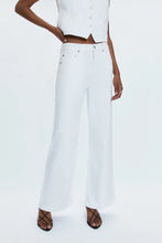 Load image into Gallery viewer, Pistola Jadyn Low Slung Palazzo Jean - Vivid White