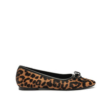 Load image into Gallery viewer, SCHUTZ Arissa Flat - Natural/Black