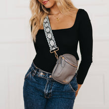 Load image into Gallery viewer, Pretty Simple Ellie Crossbody Bag - 3 Colors