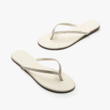 Load image into Gallery viewer, TKEES Infinity Lily - Cream