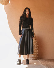 Load image into Gallery viewer, Mes Demoiselles Skirt Buzzer - Black