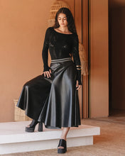 Load image into Gallery viewer, Mes Demoiselles Skirt Buzzer - Black