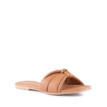 Load image into Gallery viewer, Seychelles Shades of Cool Sandal - Tan