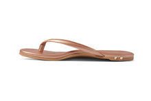 Load image into Gallery viewer, Beek Sunbeam Leather Flip Flop Sandal - 3 Colors