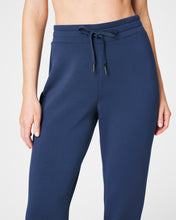 Load image into Gallery viewer, Spanx AirEssentials Tapered Pant - Faded Indigo