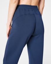 Load image into Gallery viewer, Spanx AirEssentials Tapered Pant - Faded Indigo