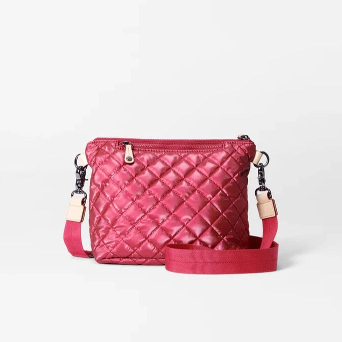 Metro Scout Quilted Crossbody Bag in Black