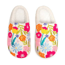 Load image into Gallery viewer, Flower Bloom Slippers