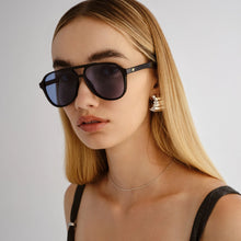 Load image into Gallery viewer, Le Specs Tragic Magic - Blacy Navy Mono