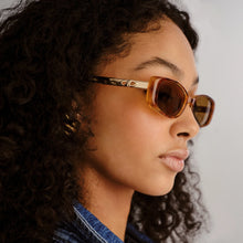 Load image into Gallery viewer, Le Specs Lil Starlight - Vintage Tort