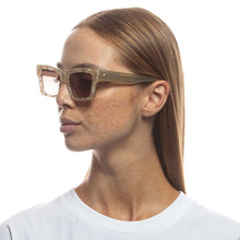 Load image into Gallery viewer, Le Specs Hero - Gold Seashell