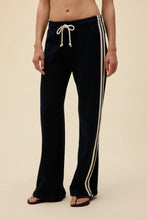 Load image into Gallery viewer, Daydreamer Solid Track Pant - Black