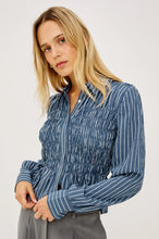 Load image into Gallery viewer, Rails Bradshaw Shirt - Washed Indigo Stripe
