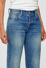 Load image into Gallery viewer, Moussy Hopewell Selvedge Straight - Dark Blue