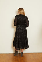 Load image into Gallery viewer, Caballero Moon Maxi - Black Geo Burnout