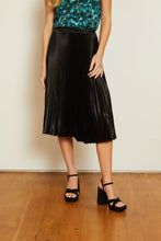 Load image into Gallery viewer, Caballero Mia Black Shiny Woven Skirt - 2 Colors