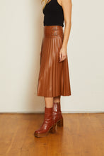 Load image into Gallery viewer, Caballero Hendrix Vegan Leather Skirt - Tobacco