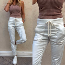 Load image into Gallery viewer, Flog Tali Jogger - Ivory Denim