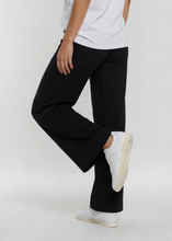 Load image into Gallery viewer, Marrakech Cedar Stretch Lyocell Pant - 2 Colors