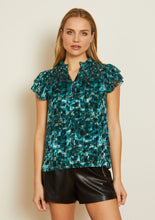 Load image into Gallery viewer, Caballero Kaz Top - Emerald Burnout