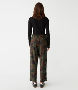 Michael Stars Maxine Twill Camo Convertible Pant - Olive Combo