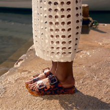 Load image into Gallery viewer, Dolce Vita Julio Sandals - Tortoise Vinyl