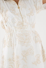 Load image into Gallery viewer, Emily McCarthy Pullover Dress - Blanc Petals
