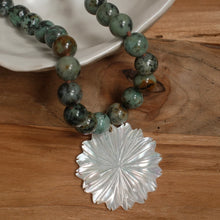 Load image into Gallery viewer, FYB Martha Flower Necklace - 4 Colors