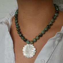 Load image into Gallery viewer, FYB Martha Flower Necklace - 4 Colors
