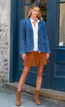 Load image into Gallery viewer, Elizabeth James Elizabeth Blazer - Washed Denim