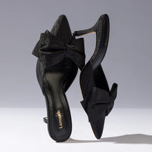 Load image into Gallery viewer, Larroude Mini Elle Pump - Black Fabric