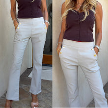 Load image into Gallery viewer, Flog Sofia Crop - Beige Stripe