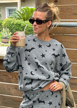 Load image into Gallery viewer, Beach Riot Devyn Sweatshirt - Halloween Night