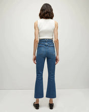 Load image into Gallery viewer, Veronica Beard Carolina Skinny Kick-Flare Jean - Serendipity