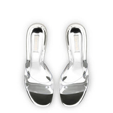 Load image into Gallery viewer, Larroude Vivi Lucite Mule - Silver Specchio