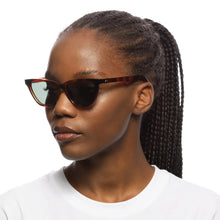 Load image into Gallery viewer, Le Specs Unfaithful - Toffee Tort Polarized