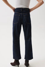 Load image into Gallery viewer, Pistola Beau Seamed Crescent Jean - Nightfall