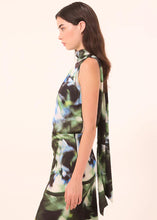 Load image into Gallery viewer, Misa Luka Top - Blurred Casablanca Lily Satin