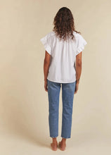 Load image into Gallery viewer, Trovata Marianne &quot;B&quot; Ruffle Sleeve Shirt - White