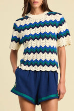 Load image into Gallery viewer, Trovata Jules Sweater T-Shirt - Teal Stripe