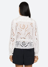 Load image into Gallery viewer, Sea Liat L/S Top - White