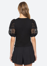 Load image into Gallery viewer, Sea Dahlia Top - Black